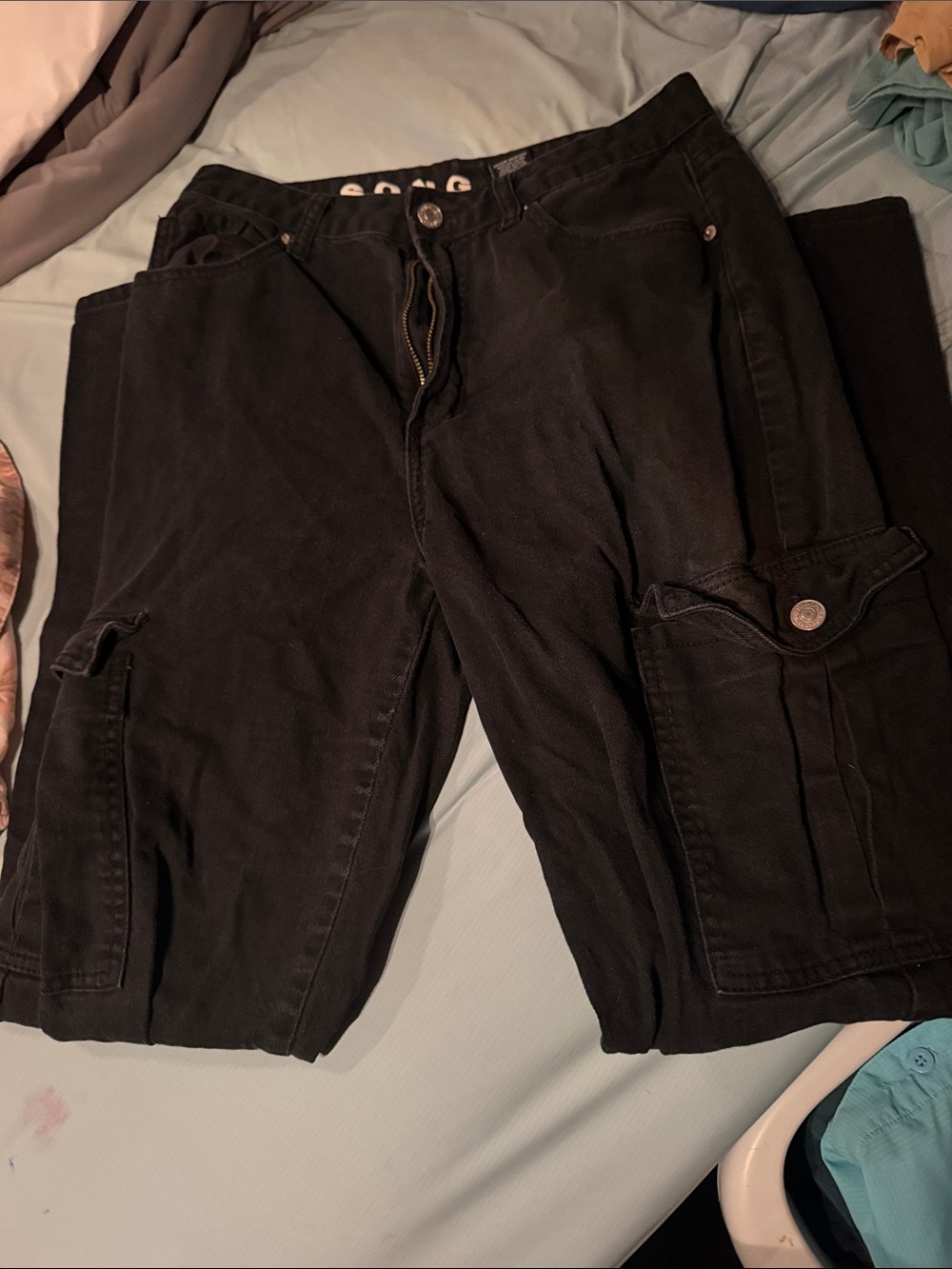 Black Straight-Leg Cargo Pants - Women